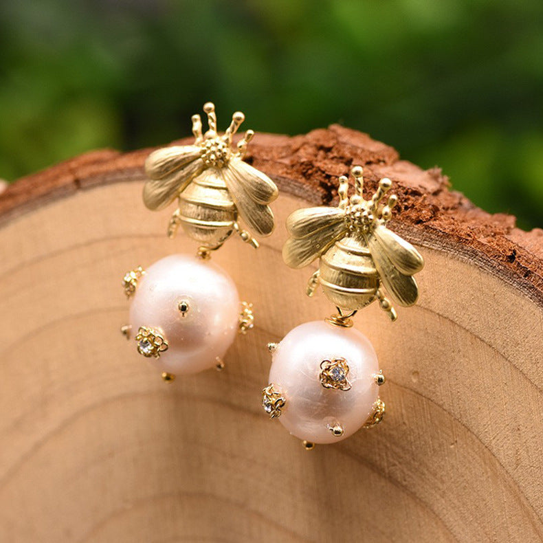 Queenbee pearl inlay zircon drop earrings